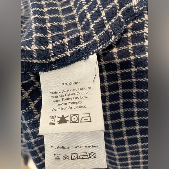 Eddie Bauer Soft Cotton Flannel with Pockets EUC Size Small - Picture 9 of 10